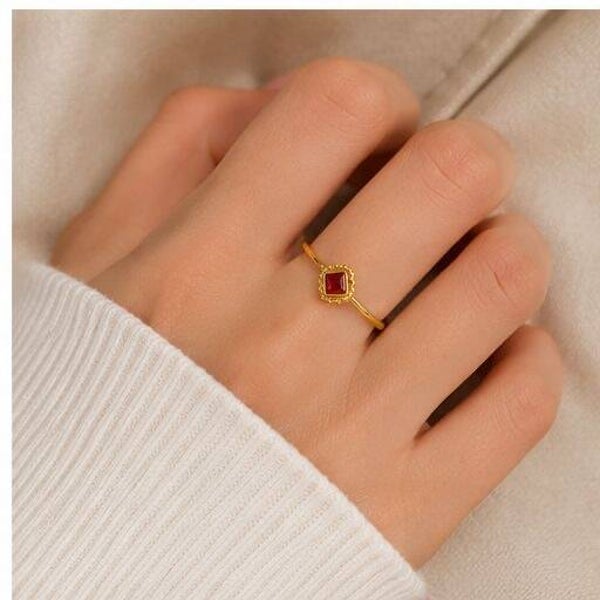 Ruby Glow Ring