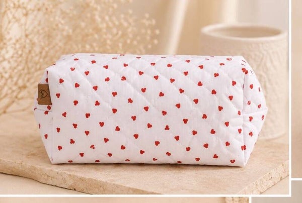 Gewatteerde Toilettas – Tiny Hearts