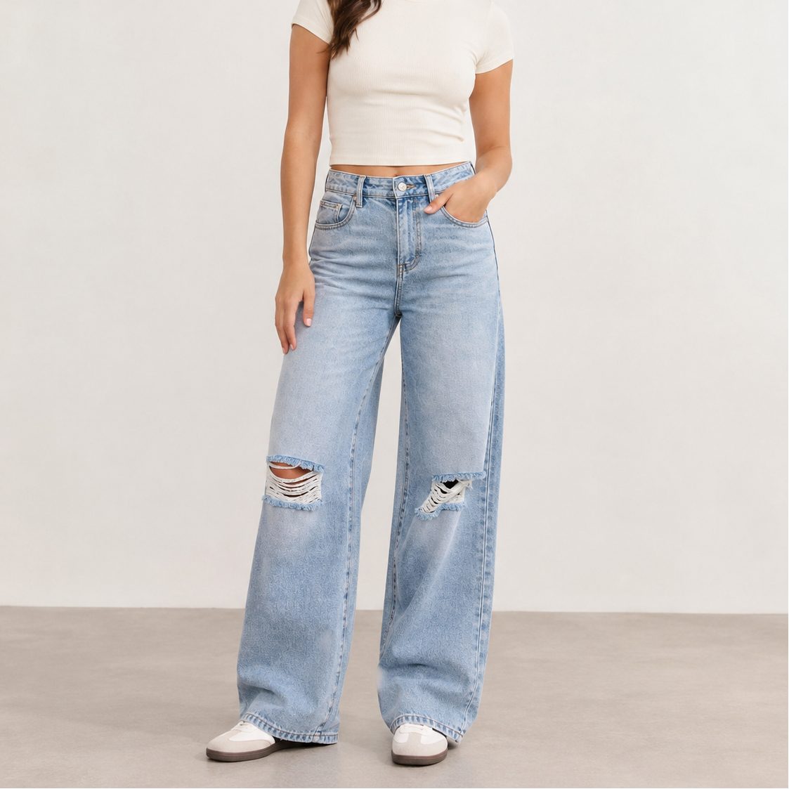 Wide Leg Jeans met Ripped Details – Lichtblauw