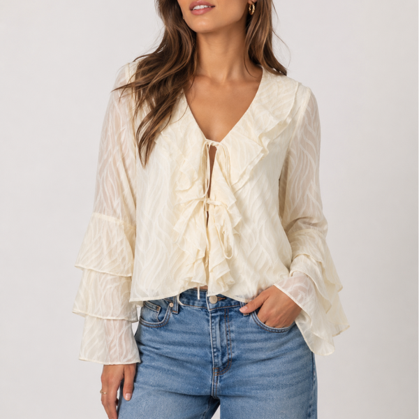 Ecru Blouse met Ruches en Striksluiting