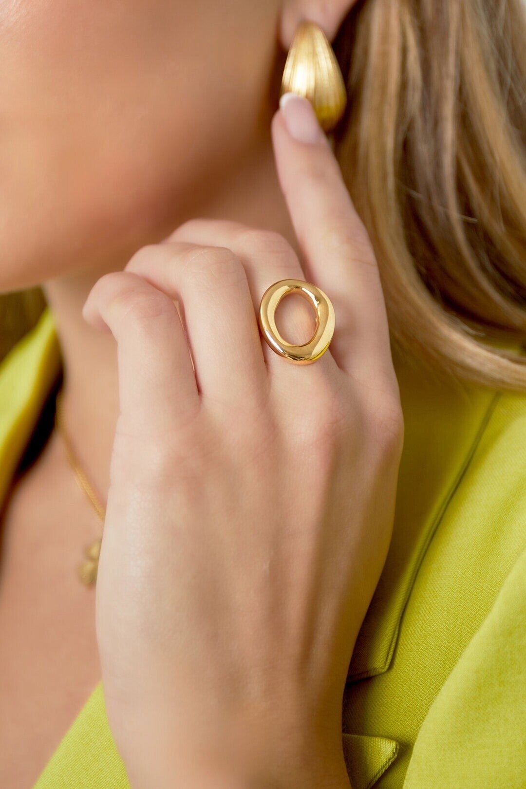 Elara ring