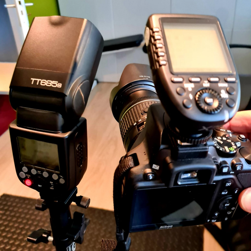 Nikon D3500; Godox Flitser