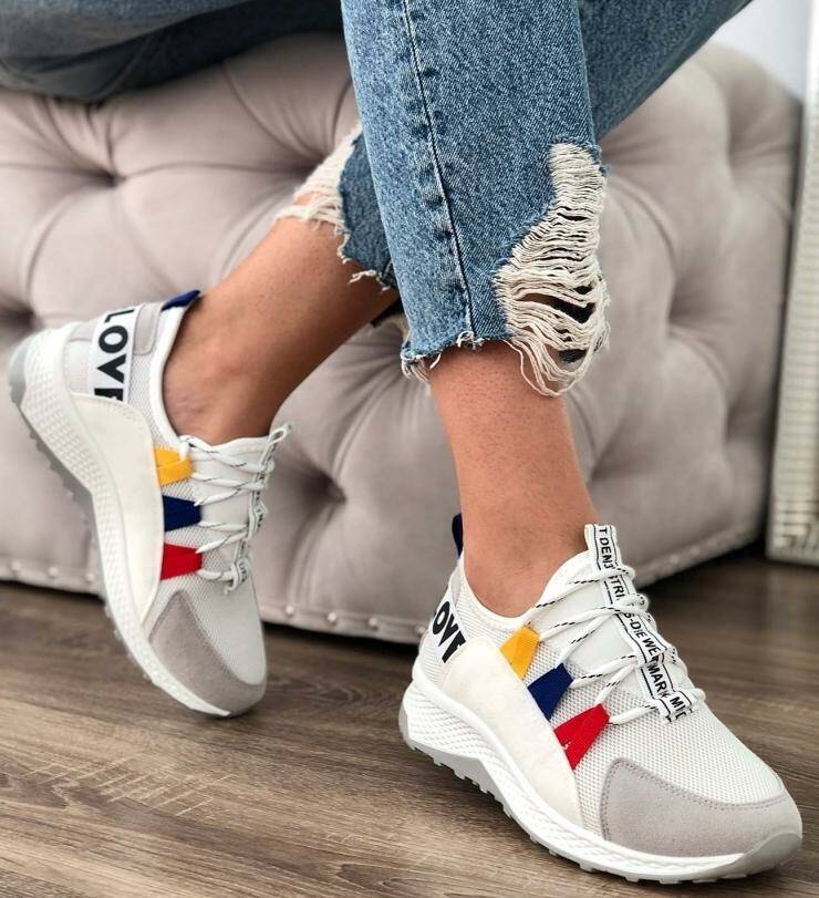 Leuke Slip-on sneakers voor dames - comfortabel en trendy. Alleen maat 40!  | HotShoes \u0026 CoolStuff