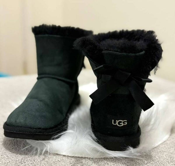 UGG