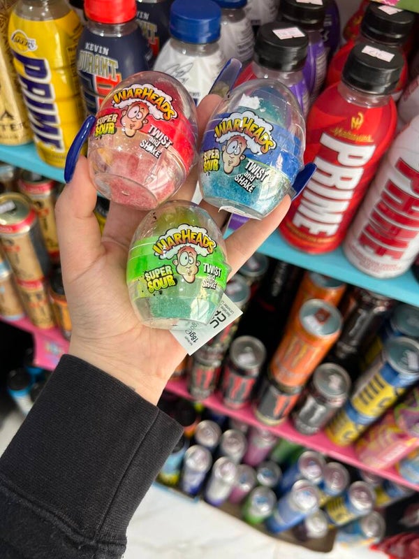 Warheads Super Sour Twist N Shake