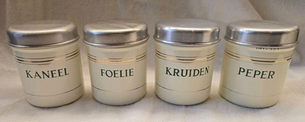 Oude emaille kruidenbussen set crème