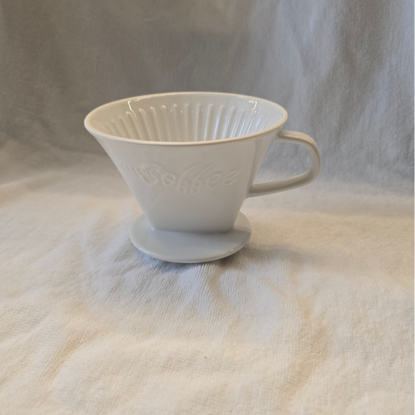 Nieuwe porseleinen koffiefilter wit klein