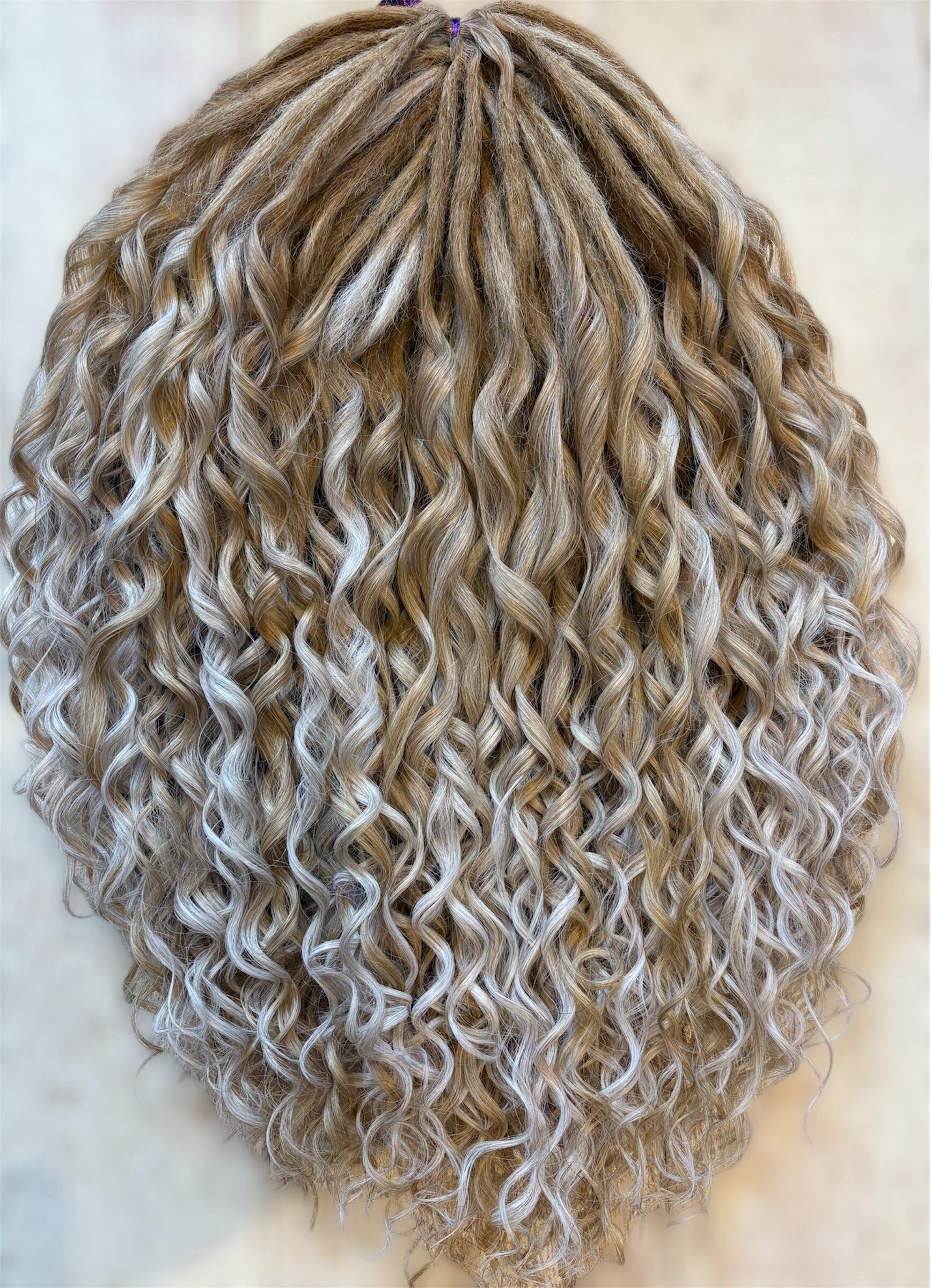 Dreadset strong curls warm blond