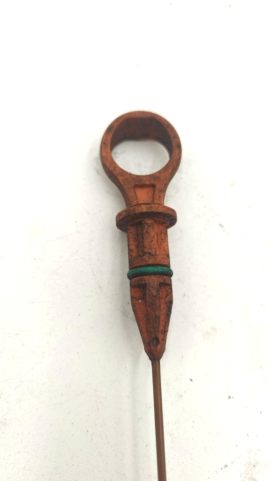 Jauge a huile Peugeot Citroën longueur du joint au bout 58cm