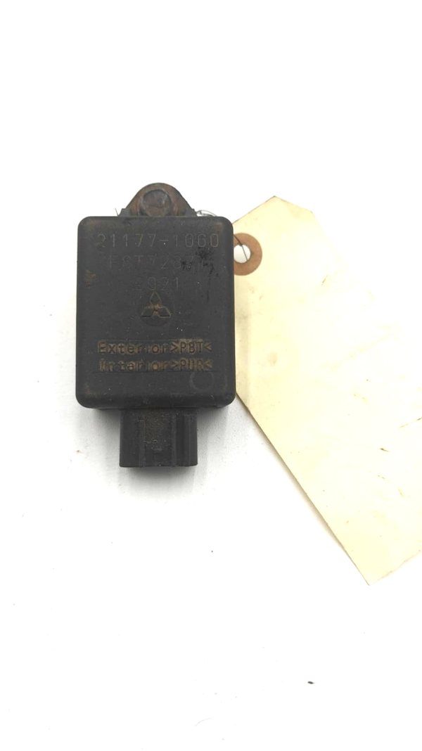 Boitier secondaire Kawasaki ZR7 1999 à 2004 21177-1060