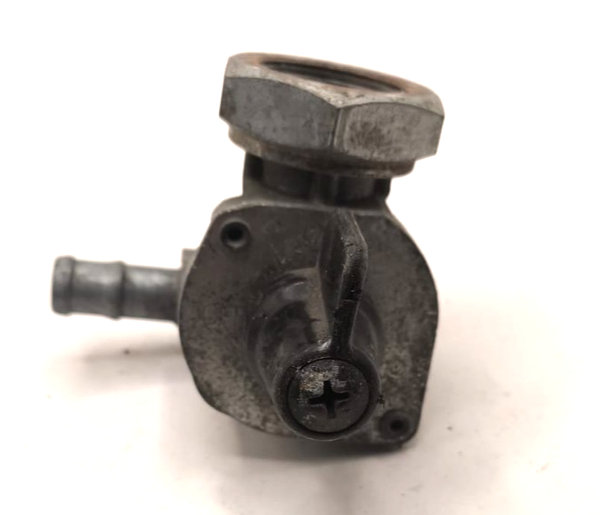 robinet essence honda CBR 600 1999 a 2000