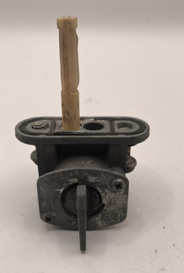 Robinet essence YAMAHA TDM