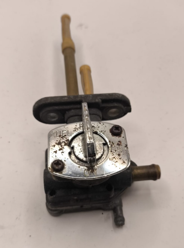 robinet d'essence kawasaki zephyr 750