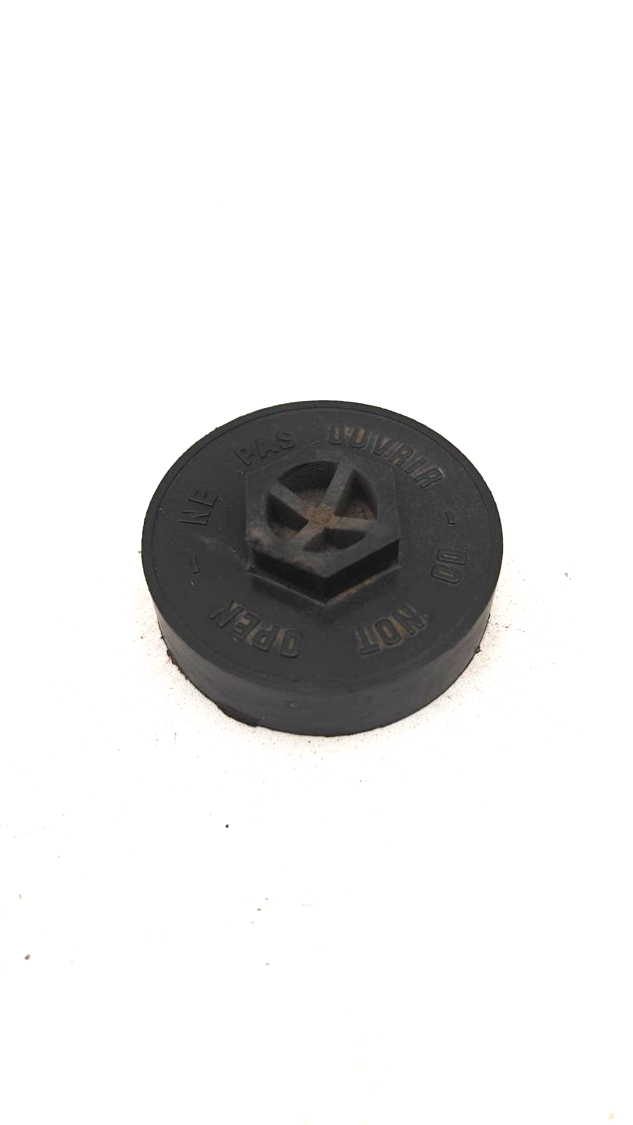 Bouchon de radiateur 7701018380 Renault Clio 1 express R11 R19 R9 SUPER 5