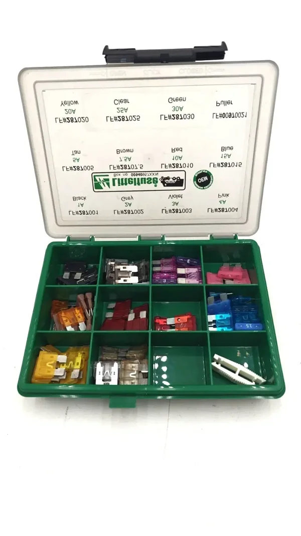 00940957XXN Kit de fusible, Automobile, fusible à lame 1A à 30A, Extracteur