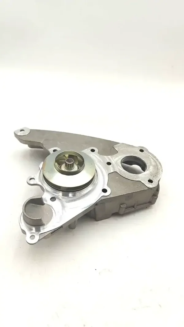 Pompe a eau Fiat Ducato 2.3 Multijet , Peugeot Boxer et Citroën Jumper 2.2 HDi.