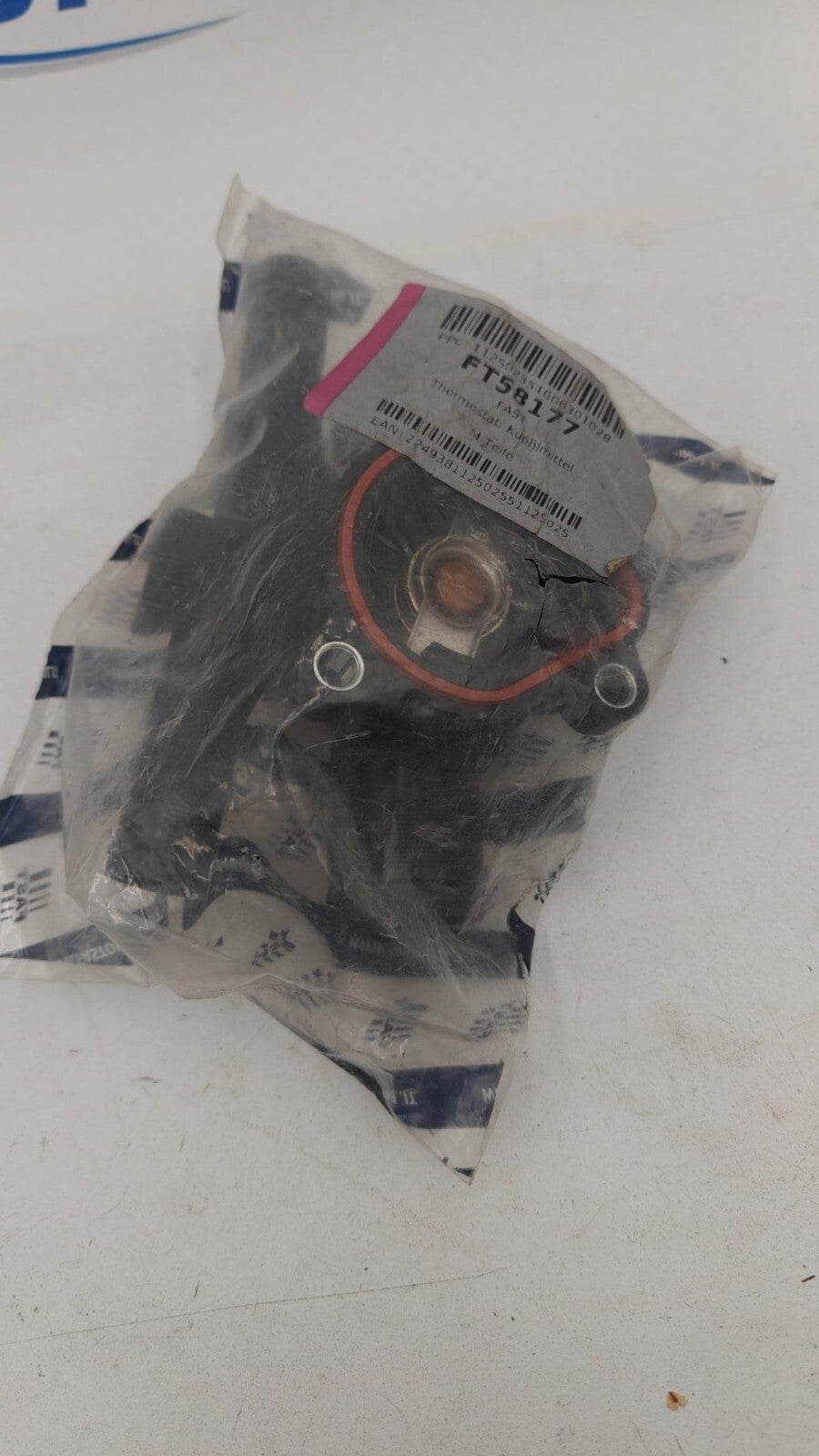 Thermostat d'eau liquide de refroidissement FT58177 Renault Master 3