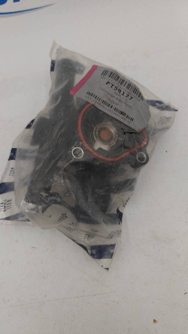 Thermostat d'eau liquide de refroidissement FT58177 Renault Master 3