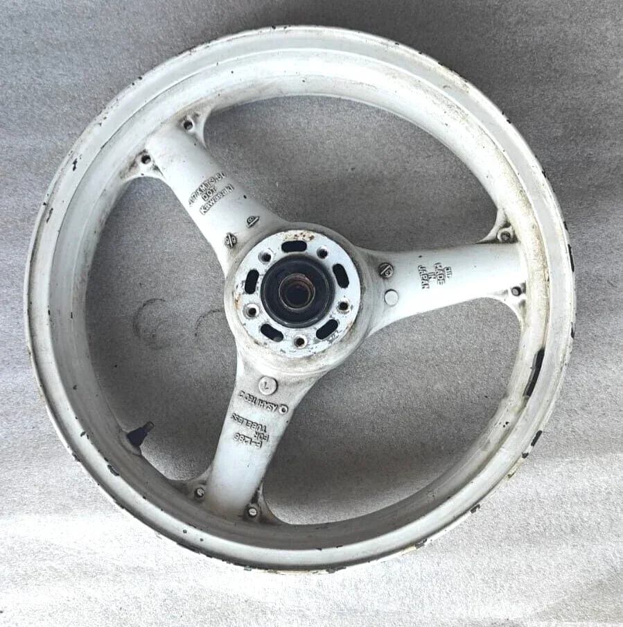 jante avant Kawasaki 750 ZR7