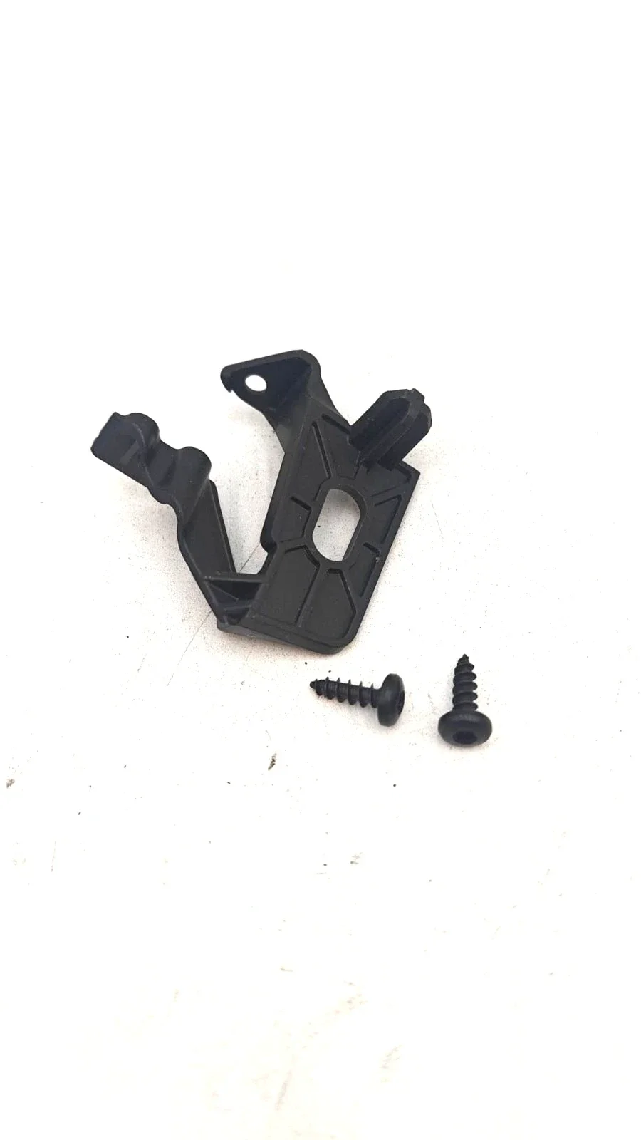 Support de réparation phare Citroën C4 référence 621283 6212.83, uniquement une patte