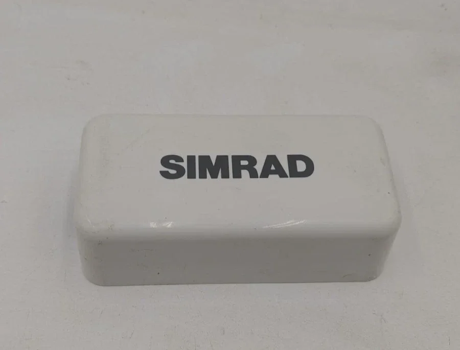 Capot de protection Radio VHF Simrad 75x164mm