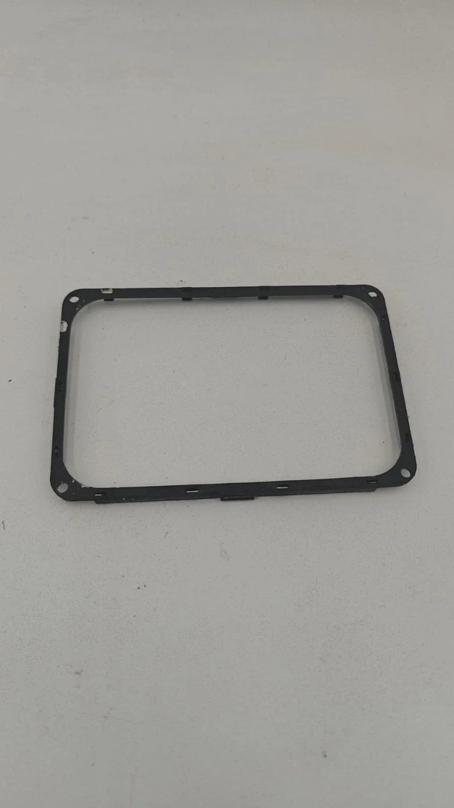 Entourage d'écran sous Façade B&G Hydra pilot