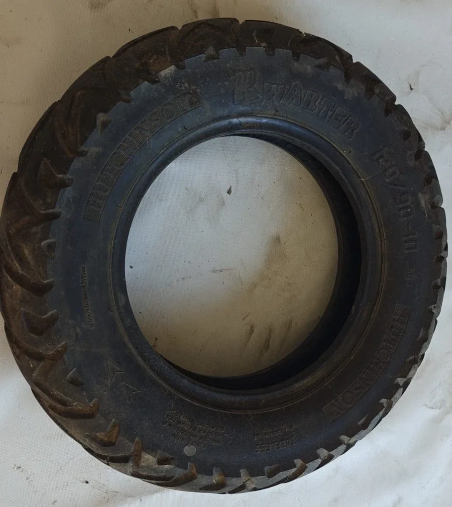 Pneu scooter moto Hutchinson kwarter 120/90-10