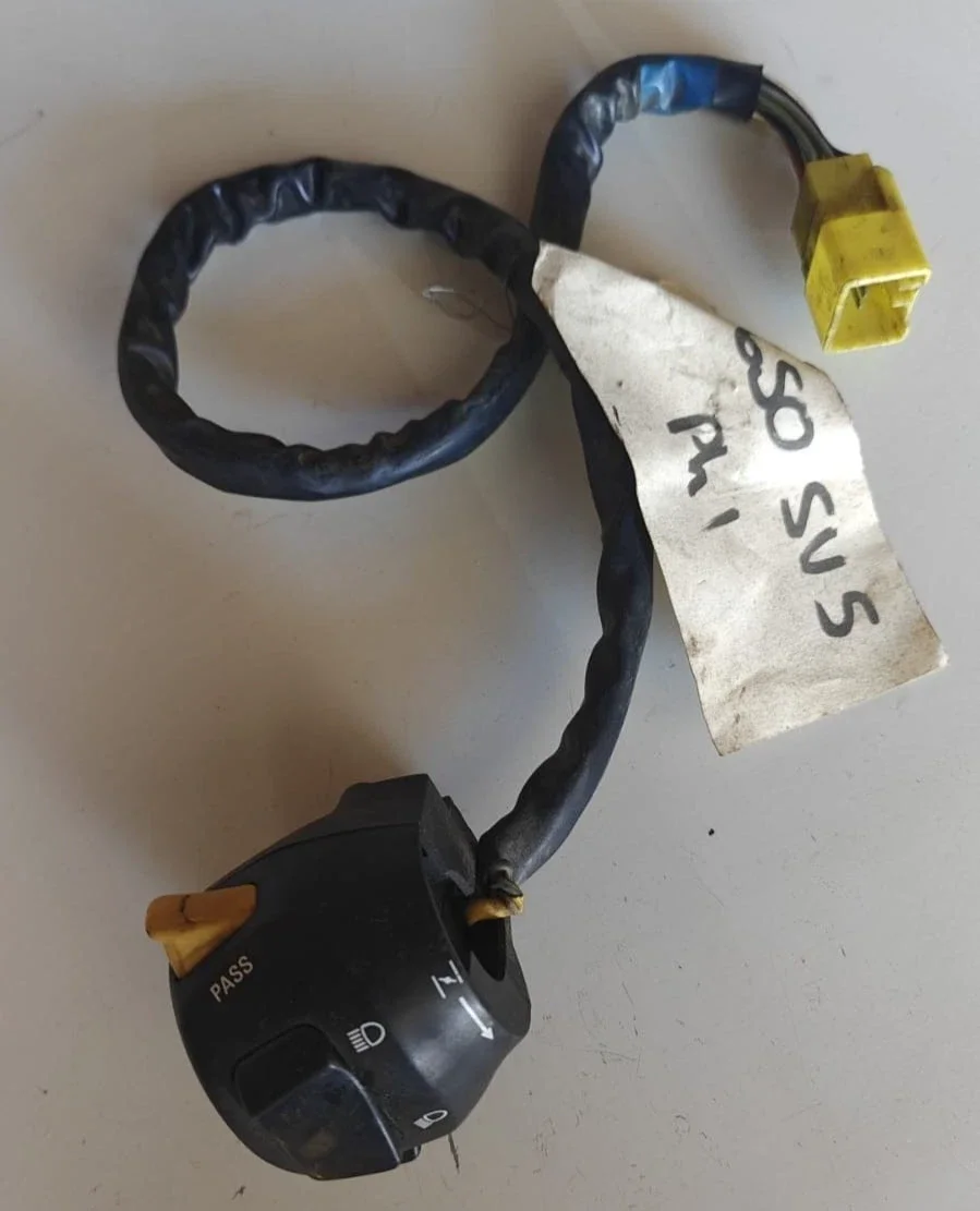 Comodo Suzuki 650 SV phase 1