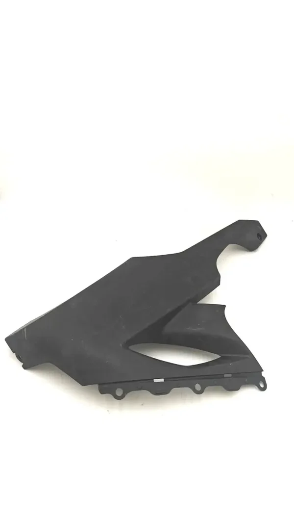 Cache carénage central inférieur droit KAWASAKI NINJA ZX 10R 2010 55028-0173