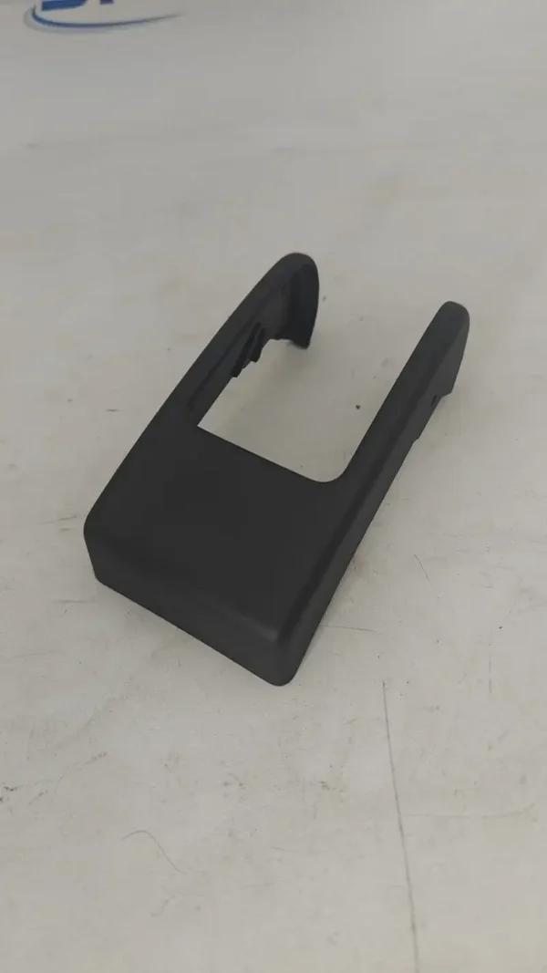 Cache pour charnière de porte arrière Citroën Jumpy Fiat Scudo 1400509977
