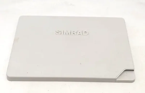 Capot couvercle de protection Simrad NSE 8 dimension int : 18.5x28x1.4cm