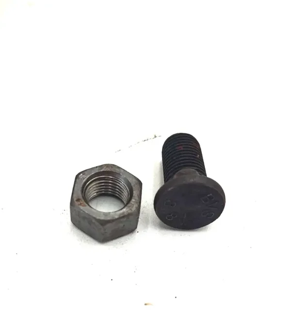 Boite 25 boulons TF2E 14X1.5*30 KUHN