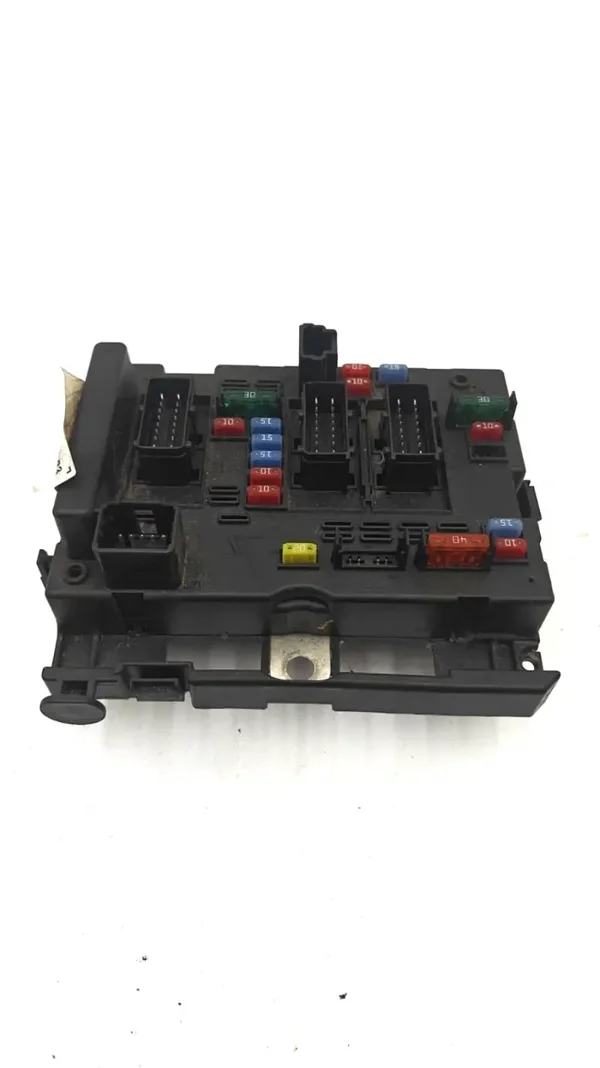 Unité de contrôle BSM 9650664080 pour 807 2.2l Hdi