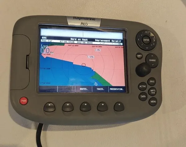 Écran multifonction Raymarine A65 pour pièces
