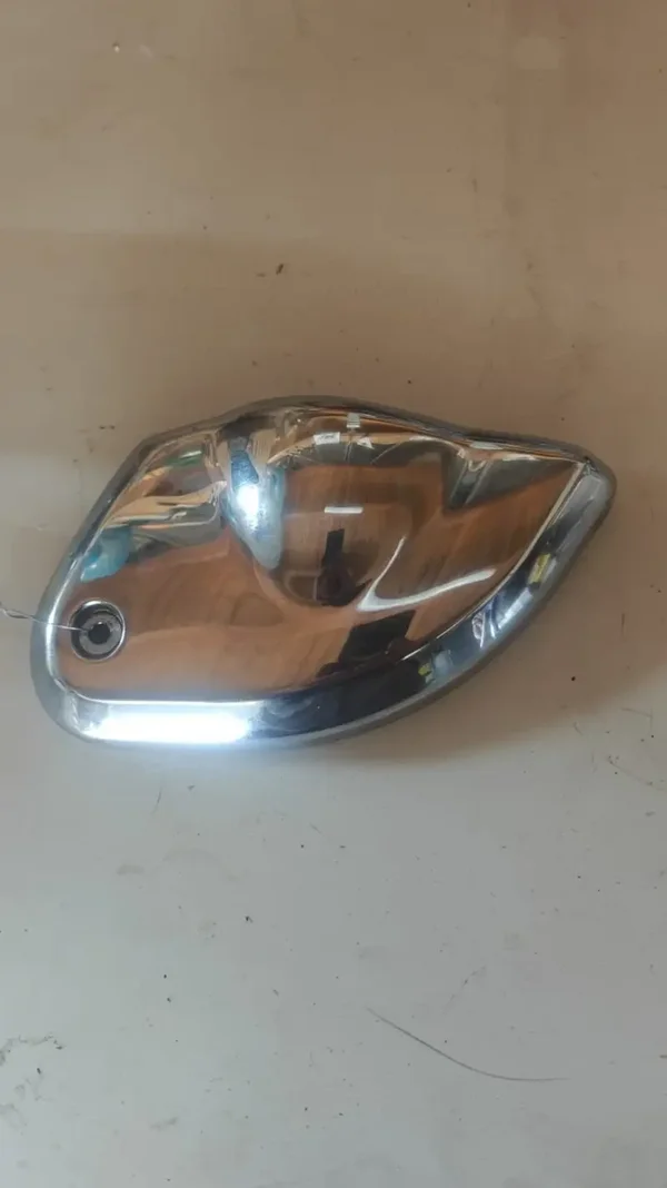 Cache latéral gauche origine pour moto Suzuki 600 Bandit 1996-1999 13920-26E0