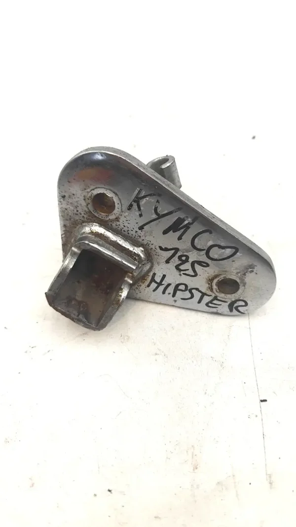 Platine repose pied Kymco 125 hypster