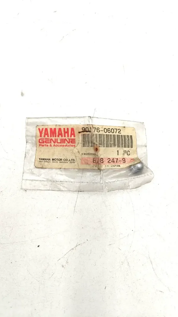 Ecrou de bouchon de réservoir carburant YAMAHA 90176-06072