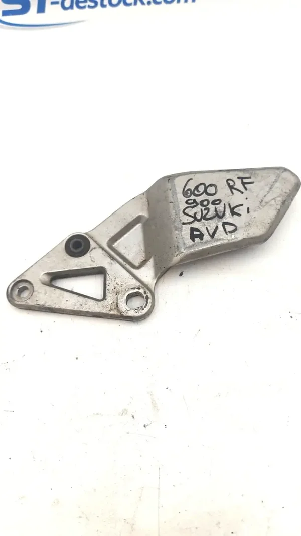Platine repose pied Suzuki 600 - 900 RF