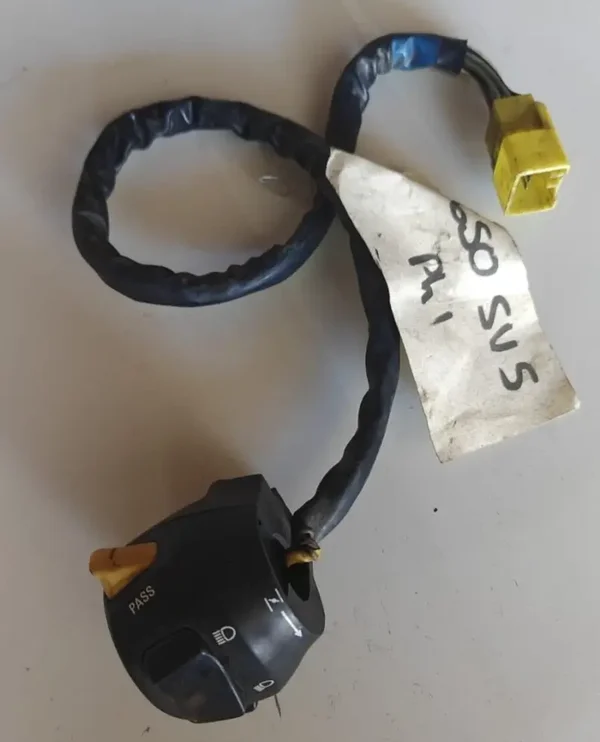 Comodo Suzuki 650 SV phase 1