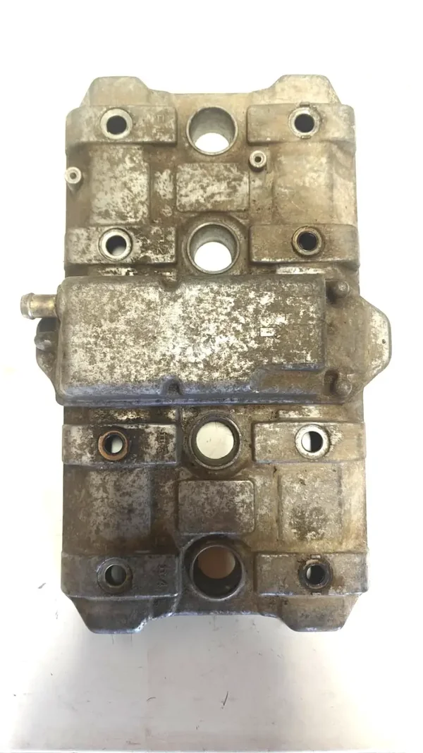 Couvre culasse / Cache culbuteur HONDA CBR 1000 SC21