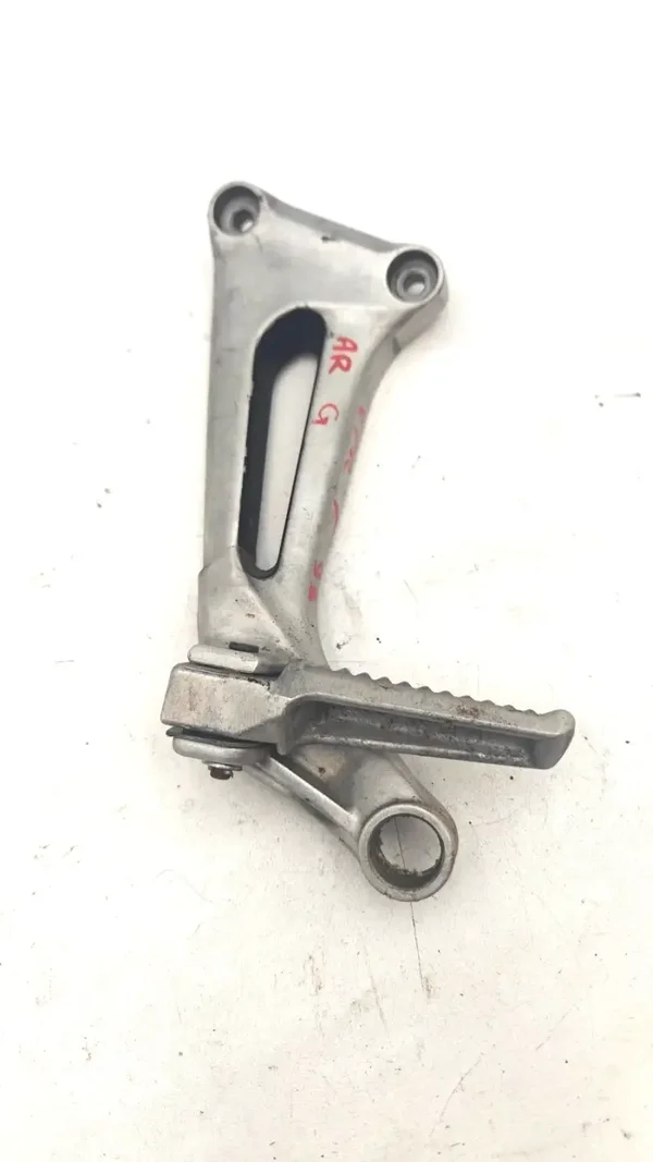 Platine arrière gauche Honda VTR F 1999