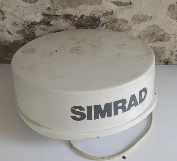 Simrad RB715A Northstar Koden 4kw Radar Scanner Dome Radome non testé pour pièce