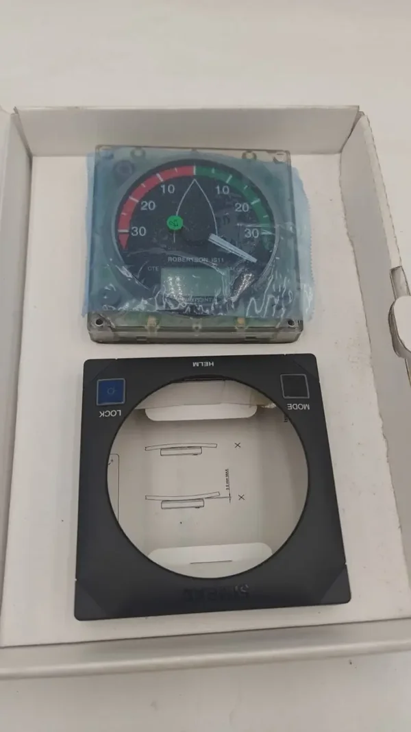 SIMRAD Robertson IS11 HELM Affichage des instruments HELM neuf