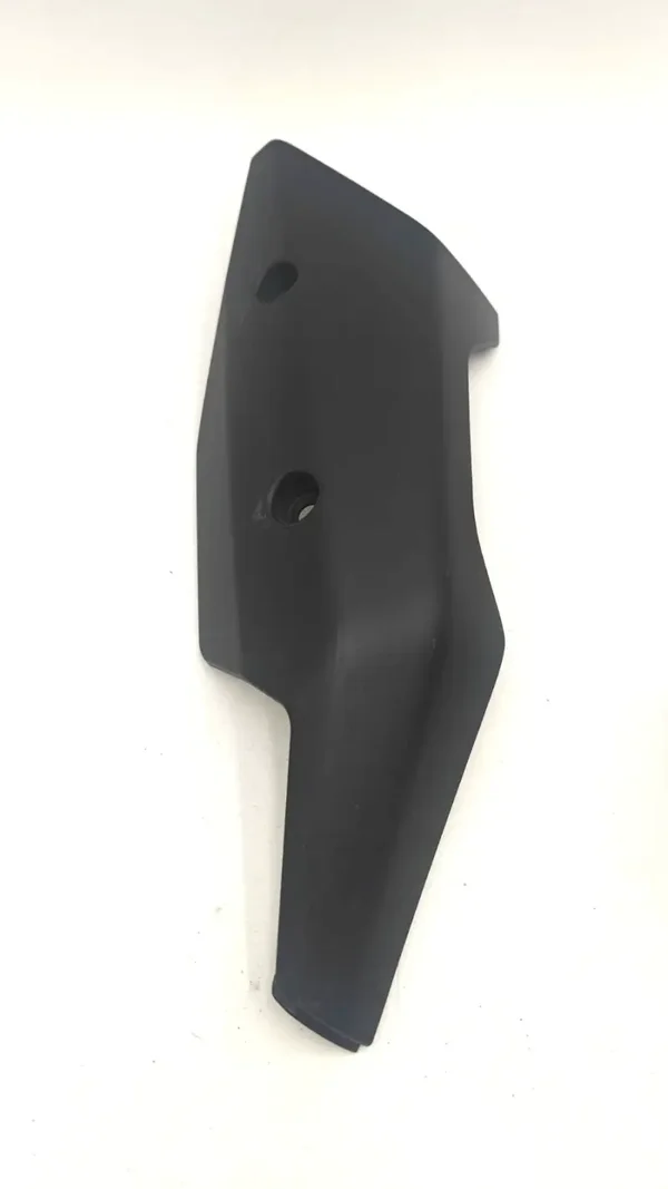 CACHE PROTECTION DE SILENCIEUX D ECHAPPEMENT MOTO KYMCO 550 CV3