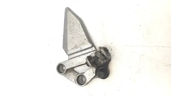 SUZUKI 650 SV PLATINE REPOSE PIED PILOTE CONDUCTEUR AVANT GAUCHE