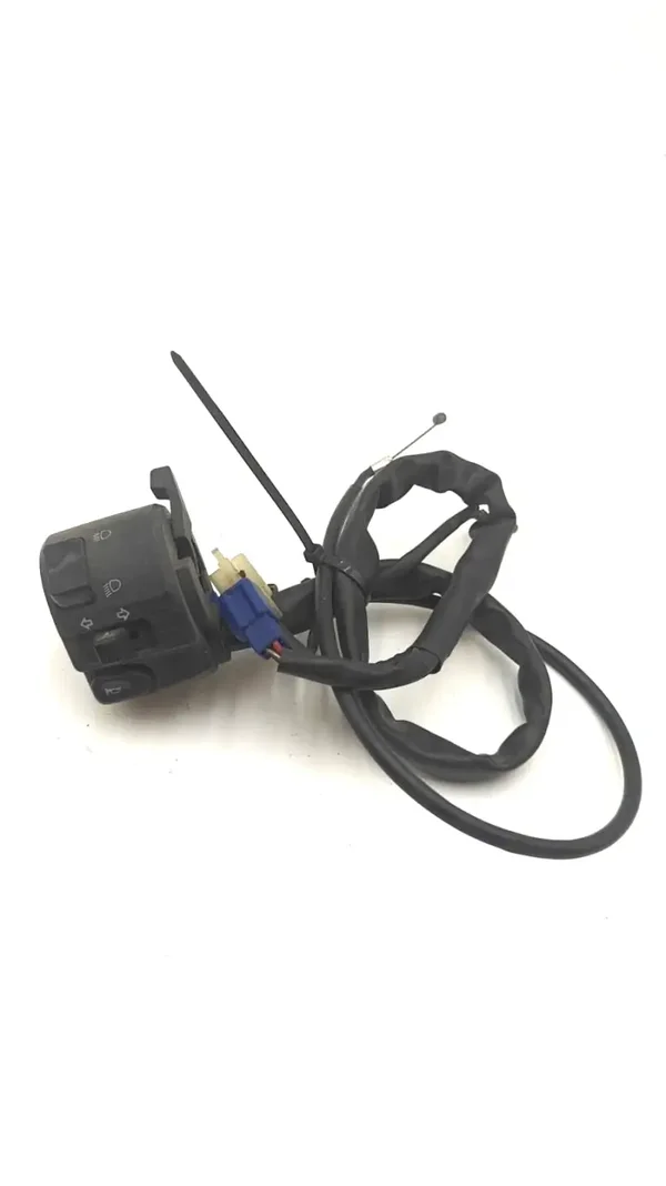 COMMODO GAUCHE YAMAHA FZS 600 FAZER 1998-1999
