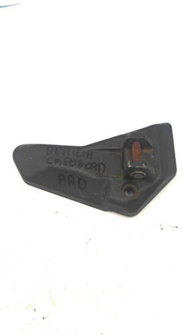 Platine repose pied arrière droit Aprilia caponord