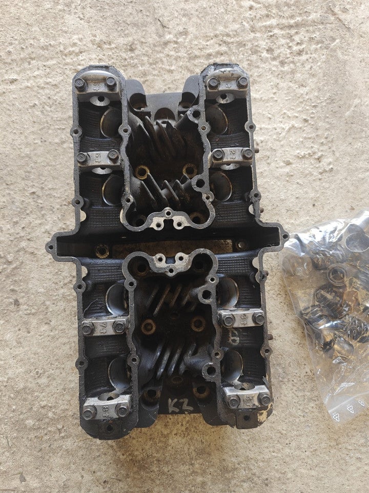 CULASSE + Arbre A Cames KAWASAKI ZEPHYR 750