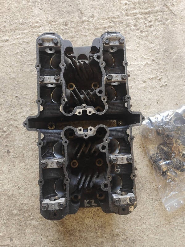 CULASSE + Arbre A Cames KAWASAKI ZEPHYR 750