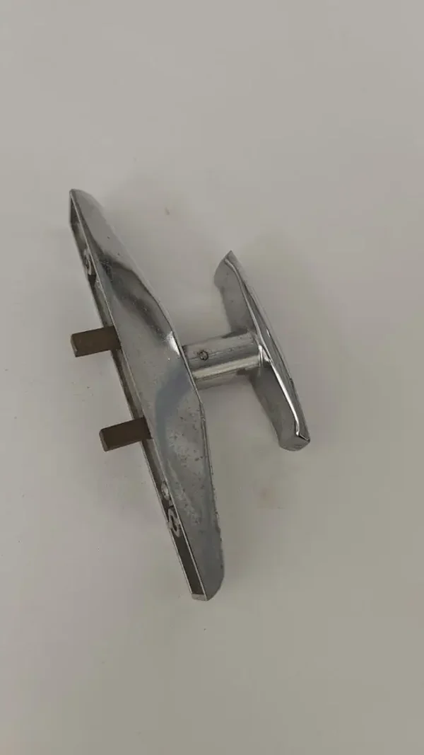 poignée de fermeture entraxe 103 mm